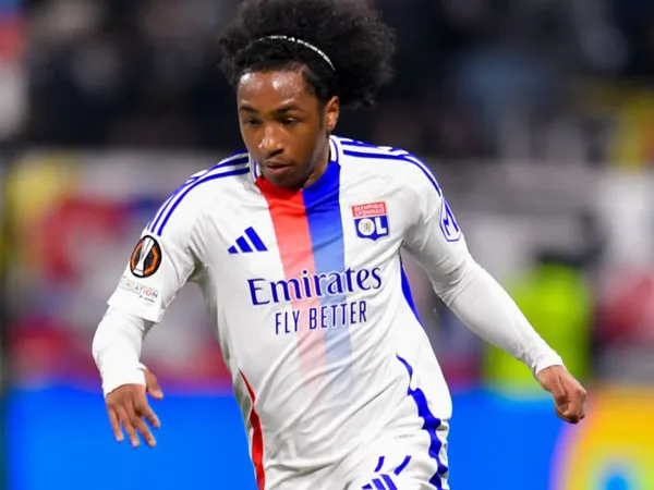 Lyon Tolak Tawaran Pembuka Everton untuk Malick Fofana