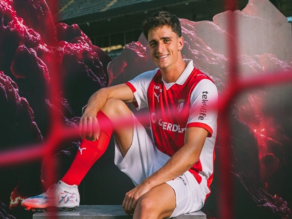 Pau Victor Pindah ke Braga Berkat Saran Raphinha