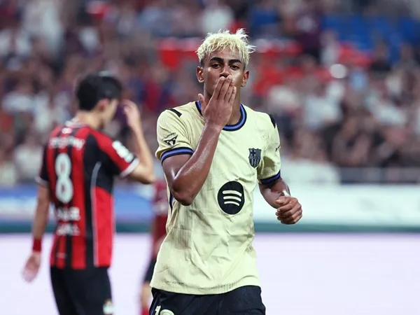 Lamine Yamal Bangga Cetak Gol dengan Gunakan Nomor 10