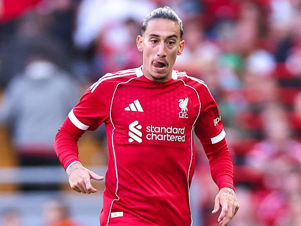 Liverpool Pertimbangkan Pinjamkan Kostas Tsimikas ke Klub Lain