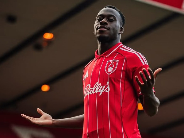 Nottingham Forest Resmi Datangkan Arnaud Kalimuendo