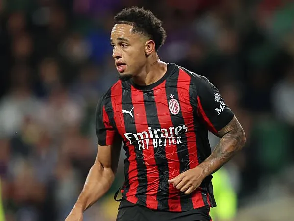 Penjualan Noah Okafor ke Leeds Selesai, Milan Tunggu Kabar Rafael Leao