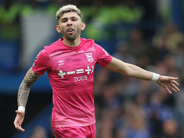 Investasi Jangka Panjang Chelsea: Julio Enciso Menuju Strasbourg