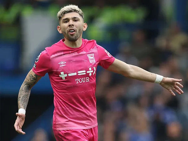 Investasi Jangka Panjang Chelsea: Julio Enciso Menuju Strasbourg