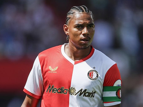 Feyenoord Terbuka Lepas Calvin Stengs ke Celtic di Musim Panas ini