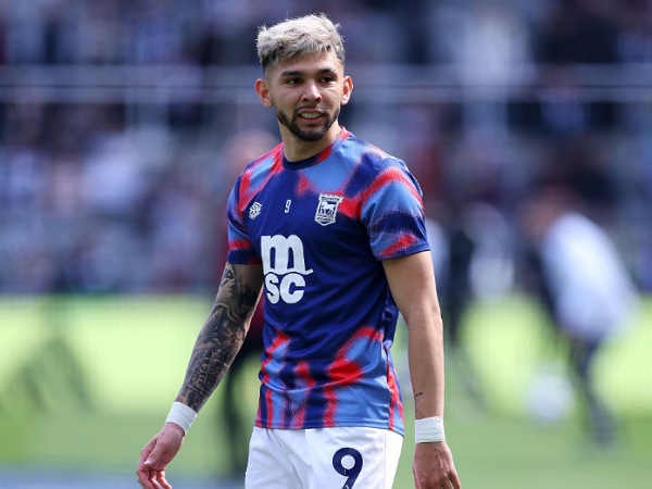 Julio Enciso Batal Gabung Chelsea Usai Gagal Tes Medis di Strasbourg