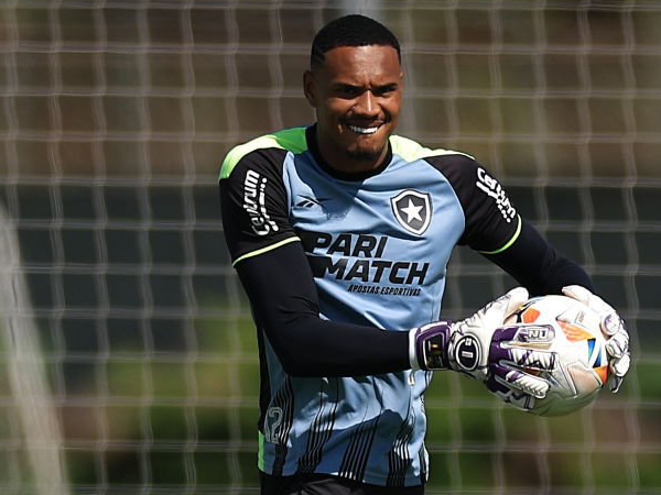 West Ham Kembali Berburu John Victor di Momen Terakhir Bursa Transfer