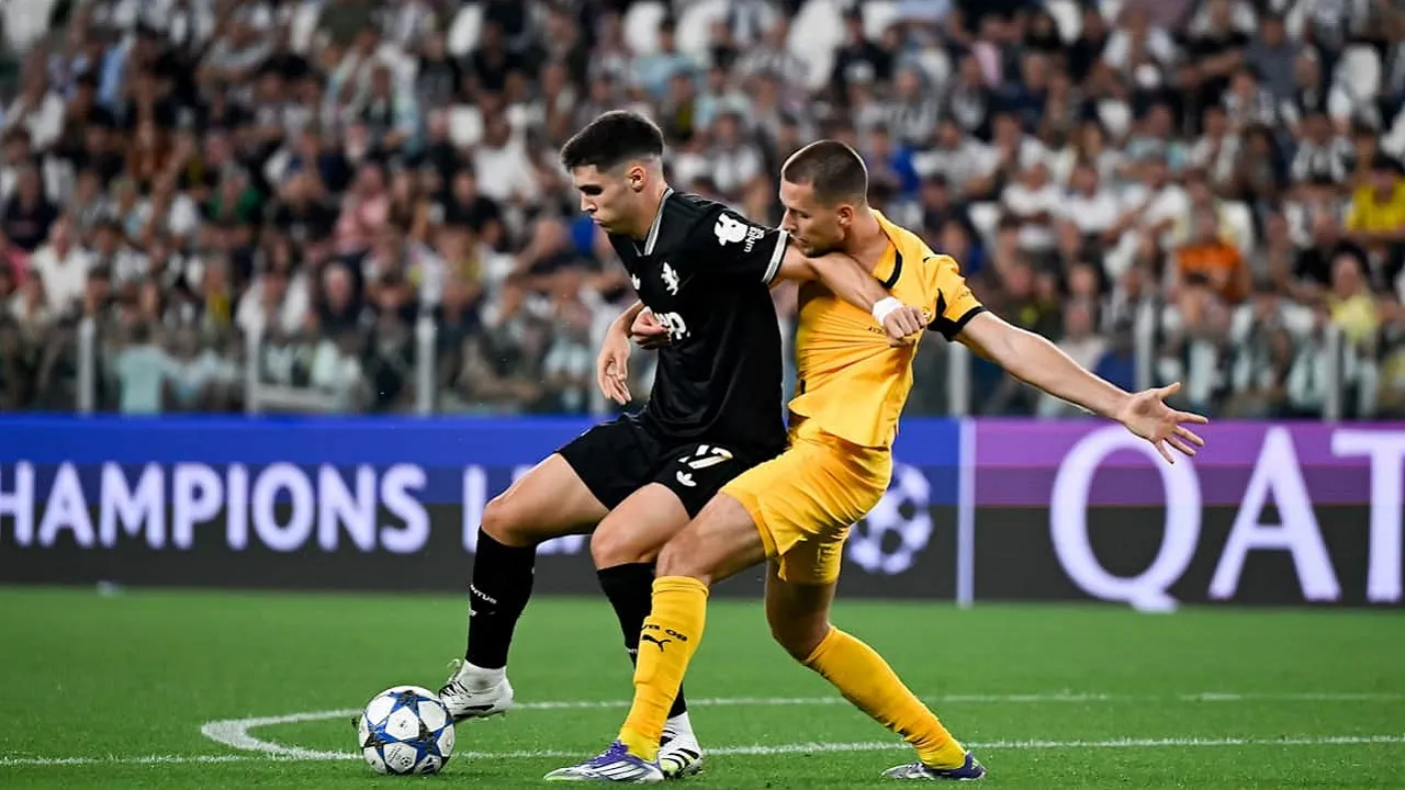 Vasilije Adzic dinilai mirip Paul Pogba (Image: Juventus)