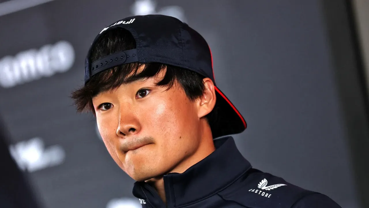 Yuki Tsunoda kesal terus alami masalah dengan mobilnya. (Gambar: Motorsport Week)