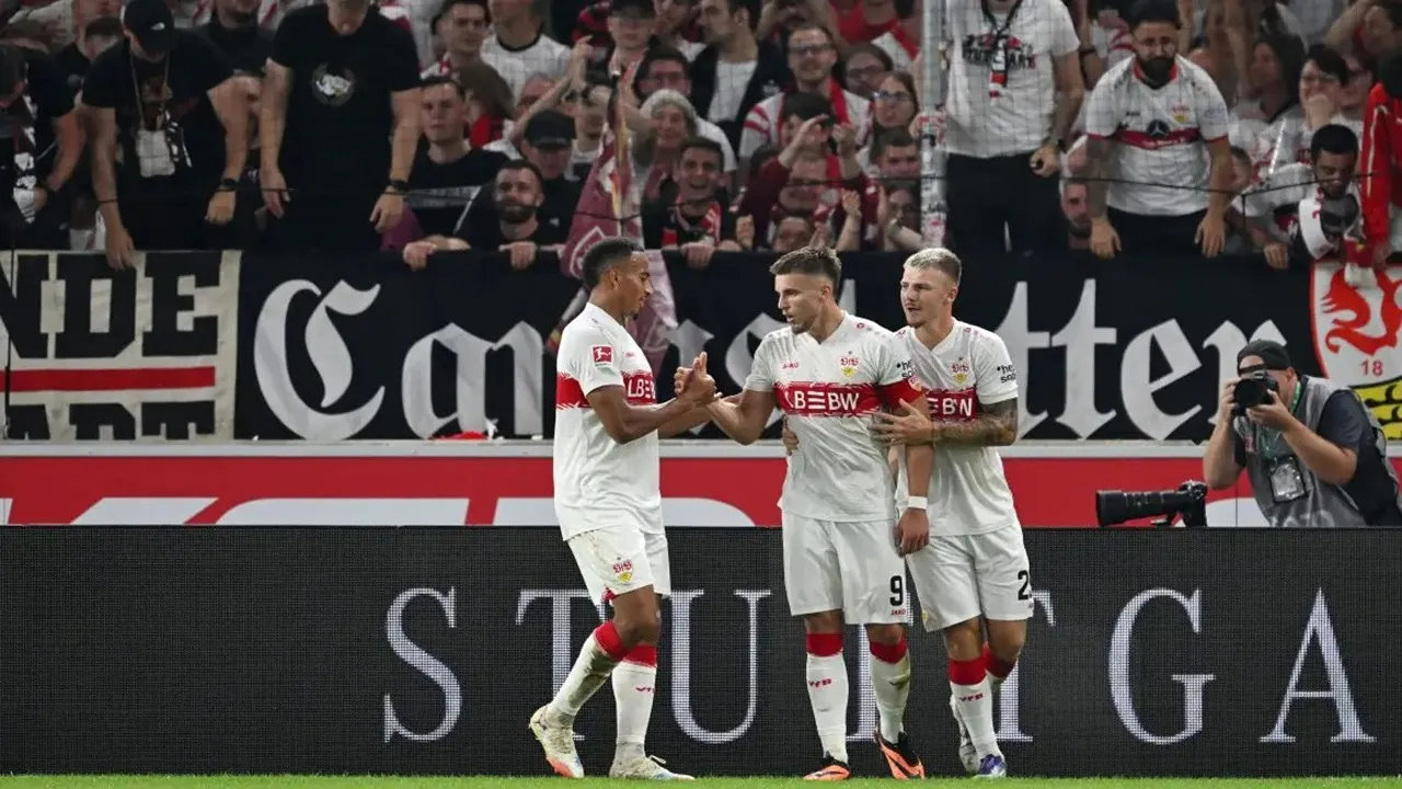 Selebrasi Pemain VfB Stuttgart Usai Jebol Gawang St. Pauli (Sumber: Christian Kaspar-Bartke/Getty Images)