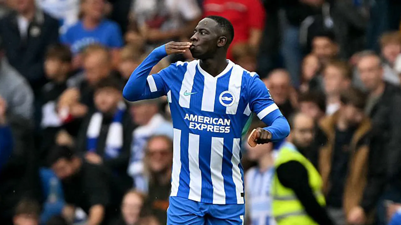 Yankuba Minteh. (Foto: Glyn Kirk/AFP)