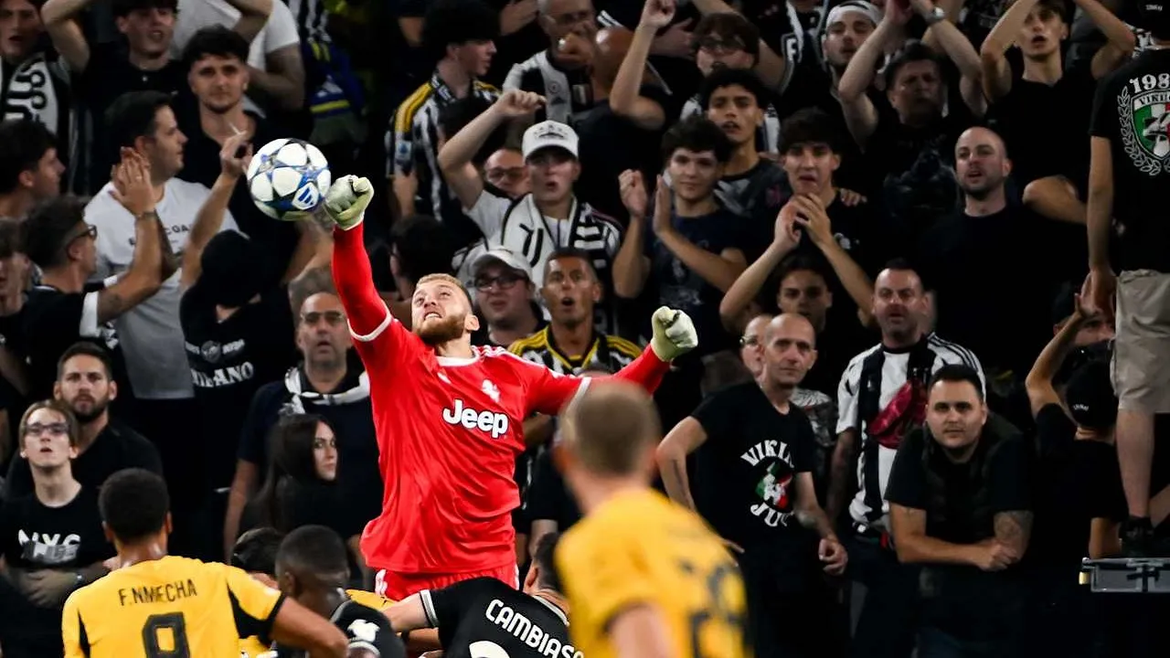 Kiper Juventus Michele Di Gregorio (Image: Juventus)