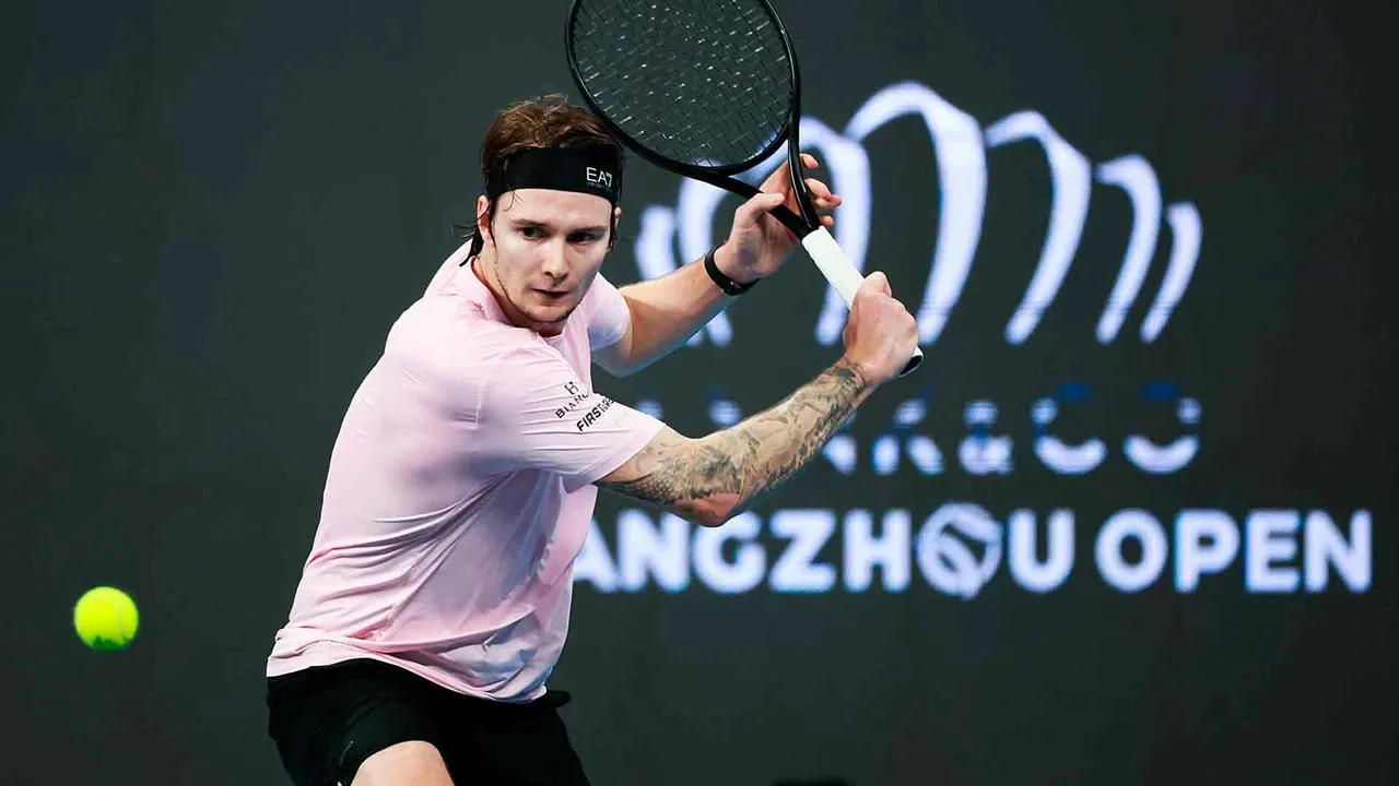 Alexander Bublik [image: Hangzhou Open]