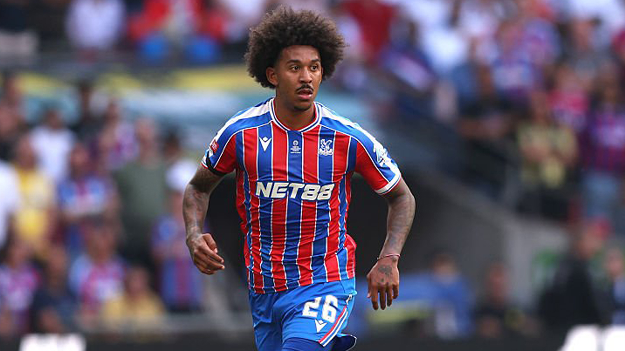 Crystal Palace Siapkan Kontrak Baru Bagi Chris Richards
