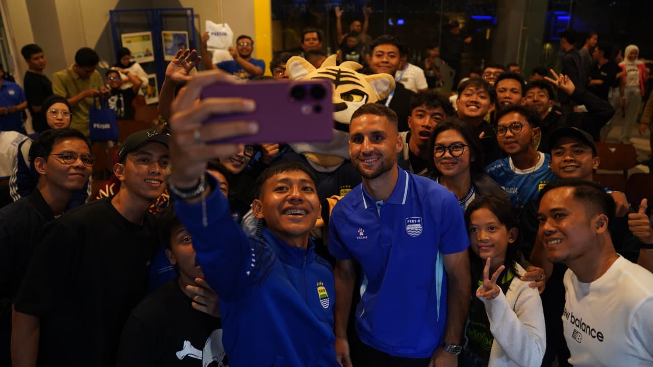 Persib Gelar Meet & Greet Bersama Beckham dan Guaycochea