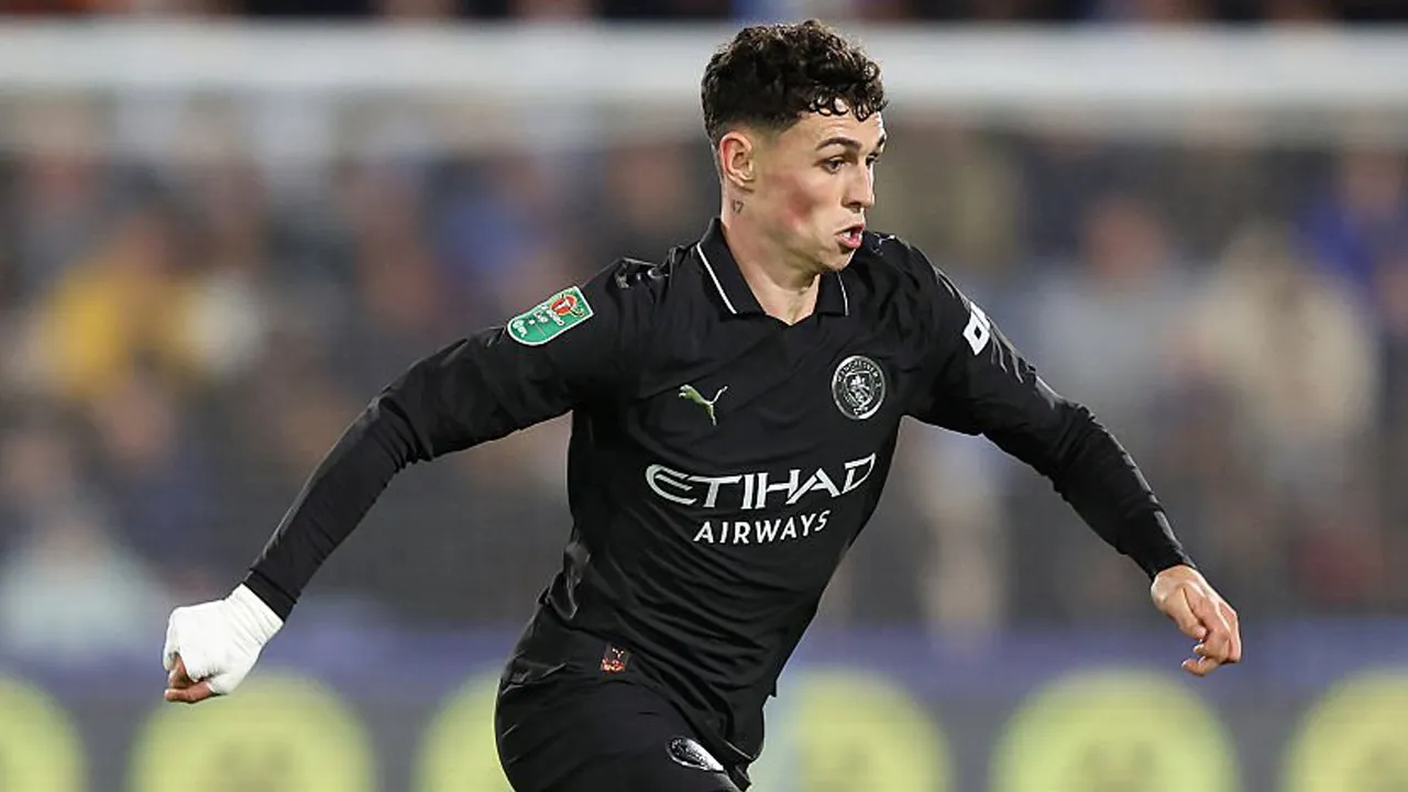 Sumbang Gol dan Assist, Pep Guardiola Puji Performa Phil Foden