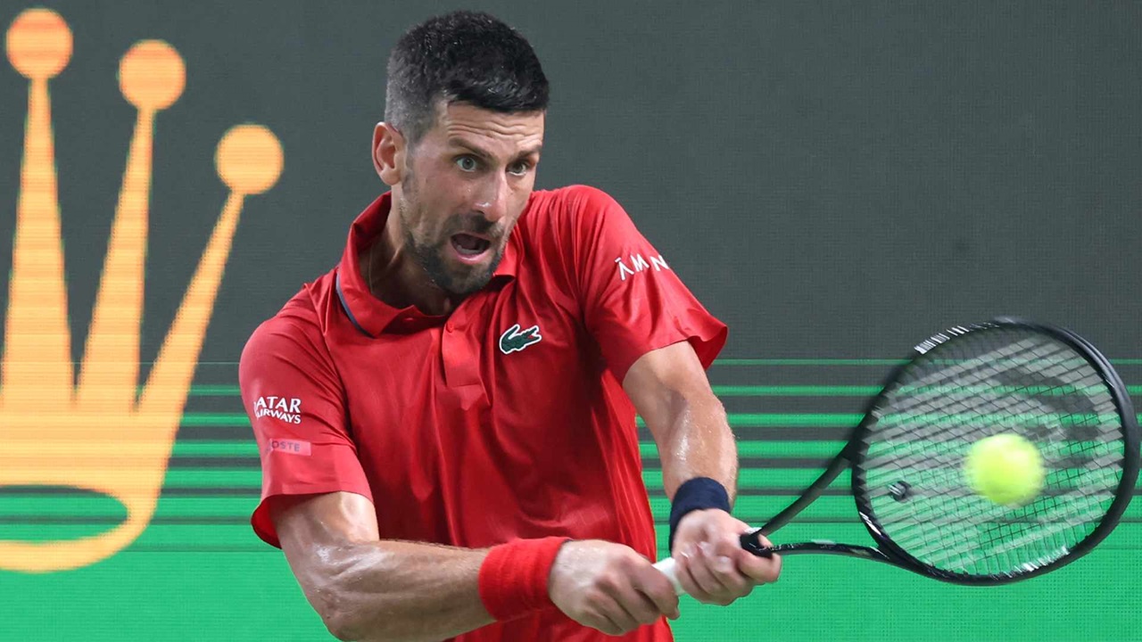Novak Djokovic Selamat Dari Kekalahan Memilukan Di Shanghai