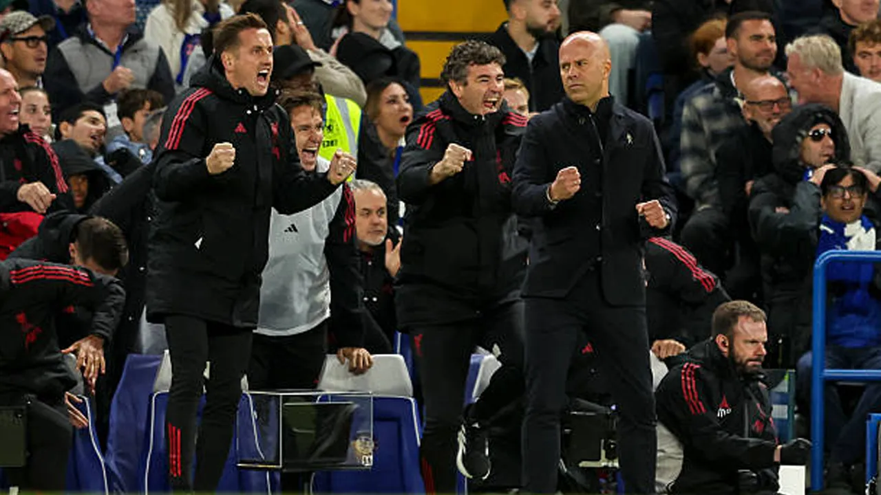 Arne Slot Belum Temukan Keseimbangan Dalam Sistem Barunya di Liverpool