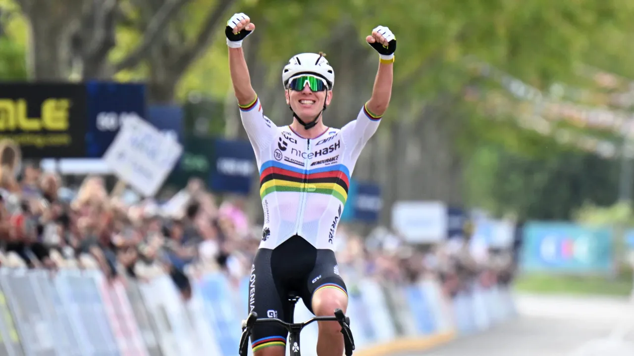 Tadej Pogacar Lanjutkan Dominasi, Menangi Kejuaraan Balap Jalan Raya Eropa