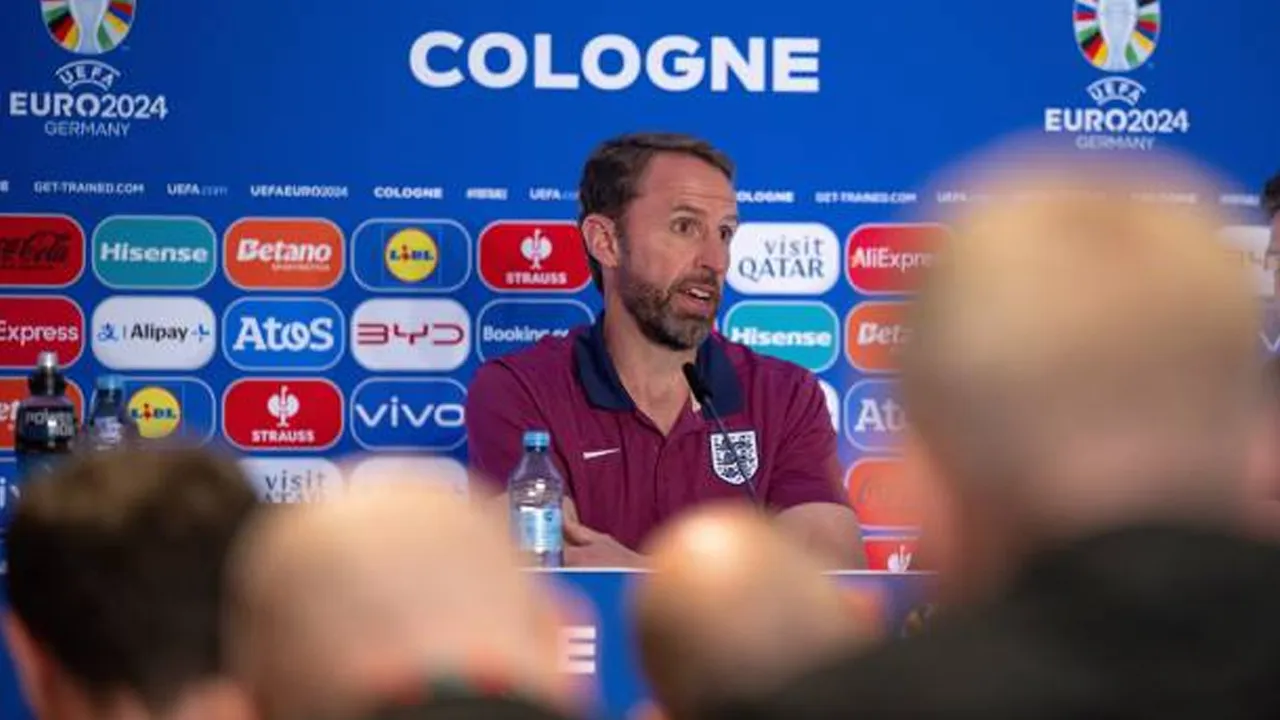 Berhasil Ubah Budaya Timnas Inggris, Steven Gerrard Puji Gareth Southgate