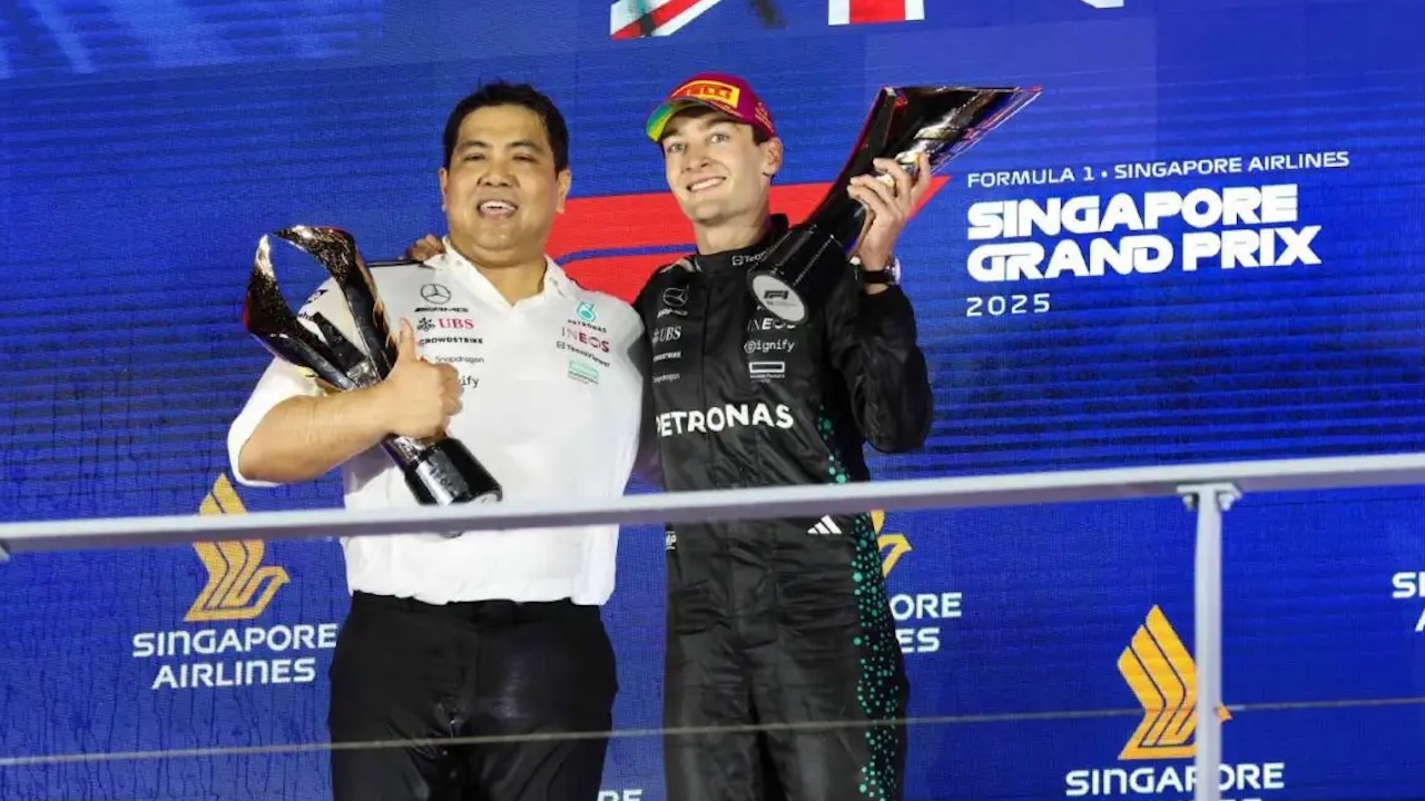 Bos Petronas Minta Maaf Usai Ikut Semprot Sampanye di Podium GP Singapura