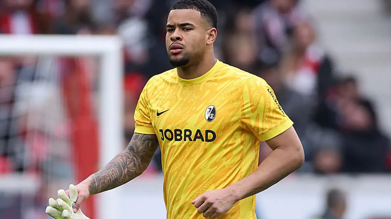 Inter Milan Mulai Jajaki Transfer Kiper Muda Freiburg, Noah Atubolu