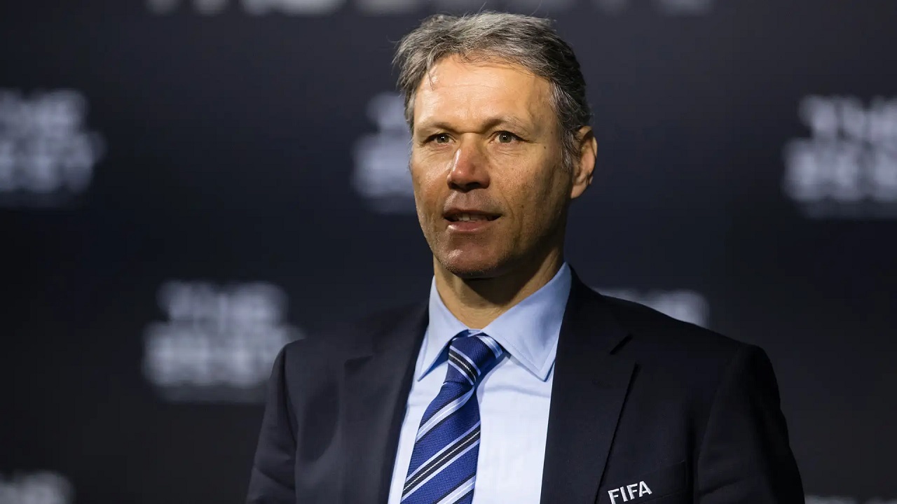 Marco van Basten Kritik Keras Rencana Laga AC Milan vs Como di Australia
