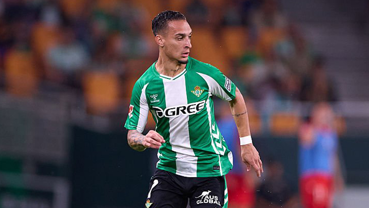 Matheus Cunha Sempat Coba Tahan Antony di Manchester United