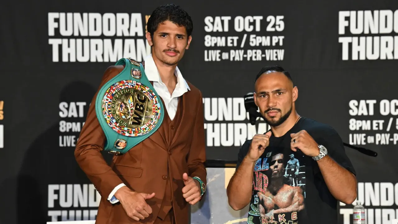 Sebastian Fundora (kiri) dan Keith Thurman. (Foto: Fight TV)