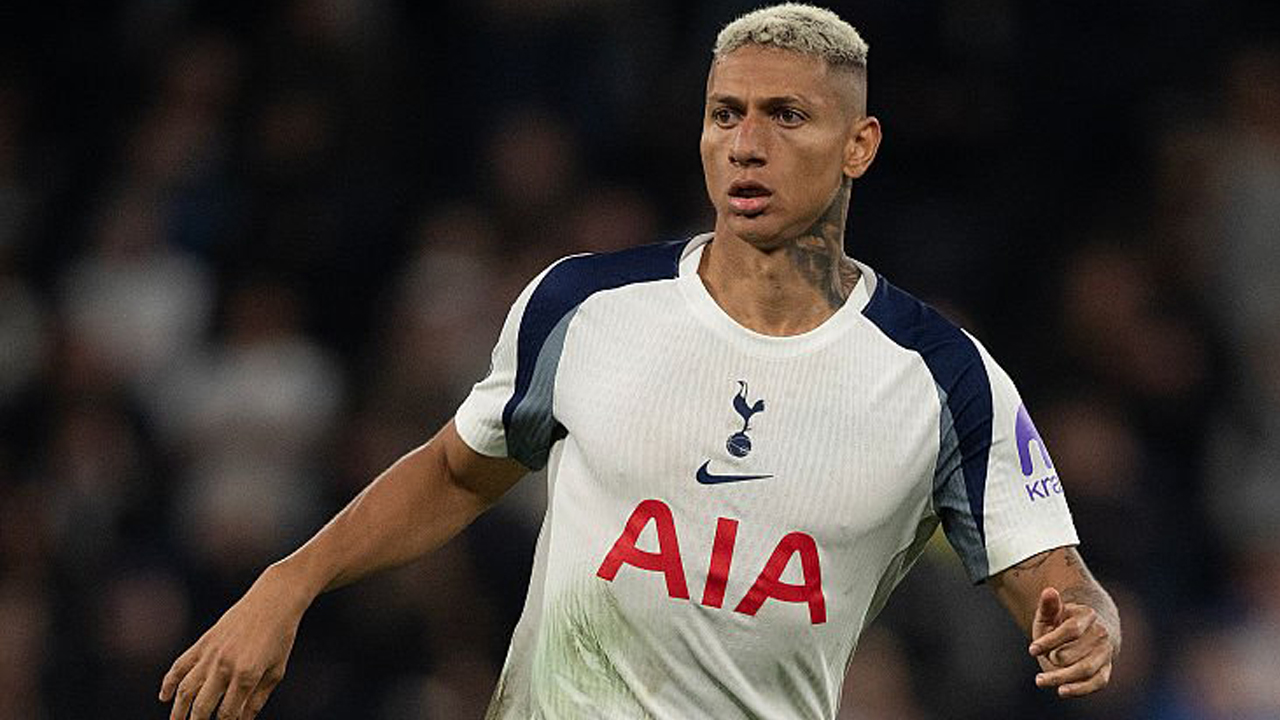 Spurs Tak Mau Gegabah Putuskan Masa Depan Richarlison