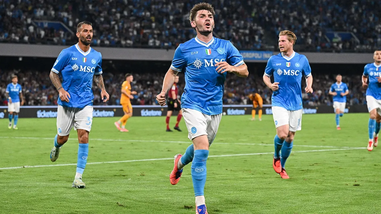 Stanislav Lobotka Cedera, Antonio Conte Percaya kepada Billy Gilmour