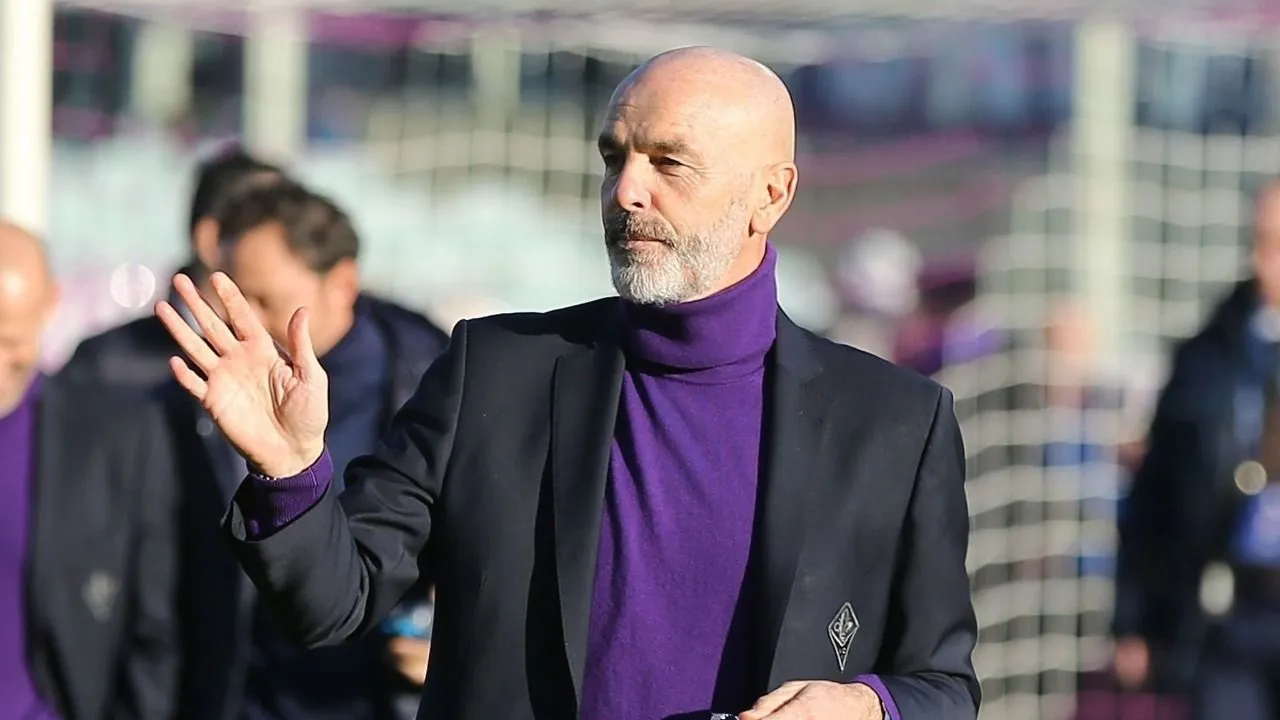 Stefano Pioli Paham San Siro, Fiorentina Lawan Sulit Bagi AC Milan