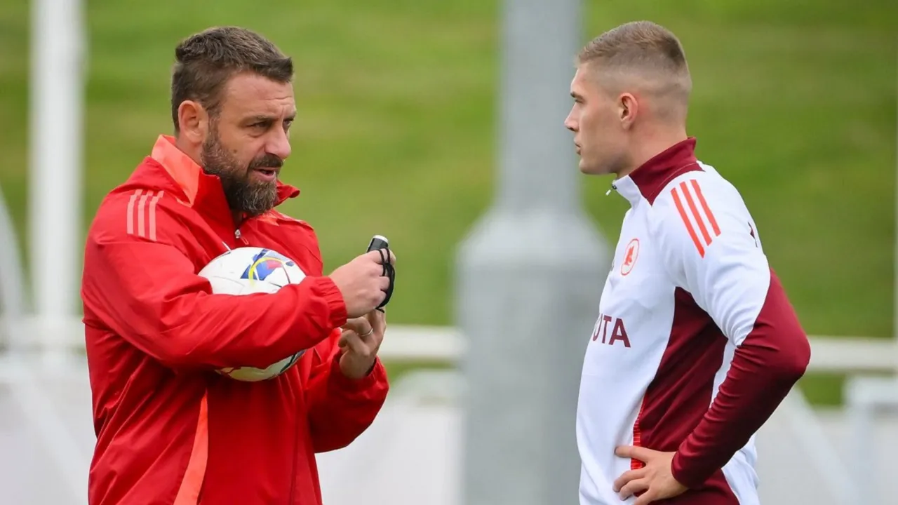 Daniele de Rossi dikaitkan dengan Juventus (Image: AS Roma)