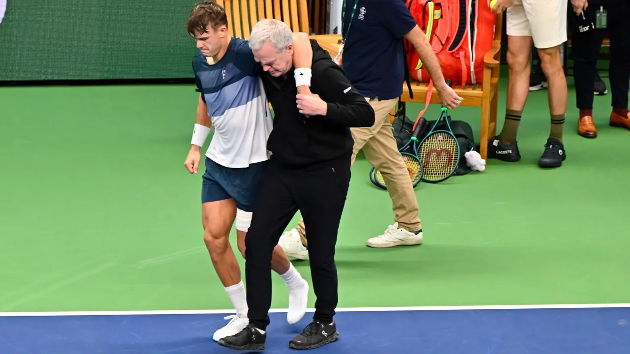Holger Rune [image: AP]