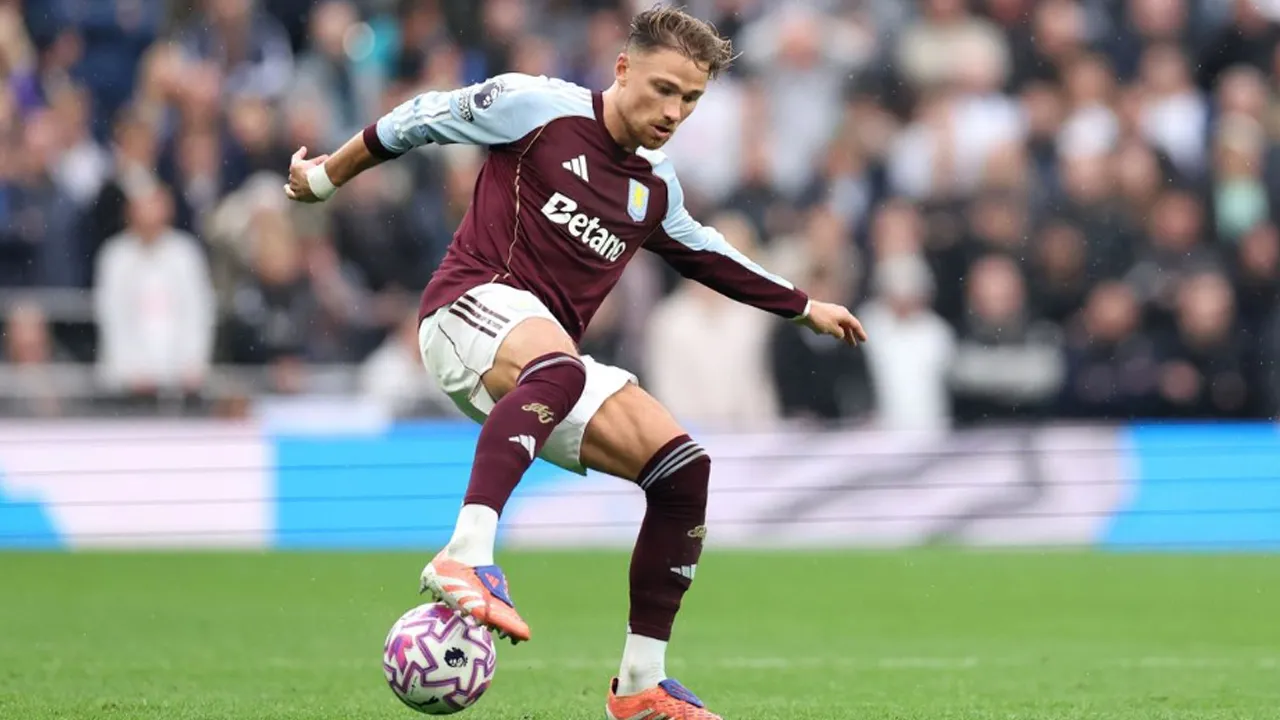 Matty Cash. (Foto: Aston Villa FC)