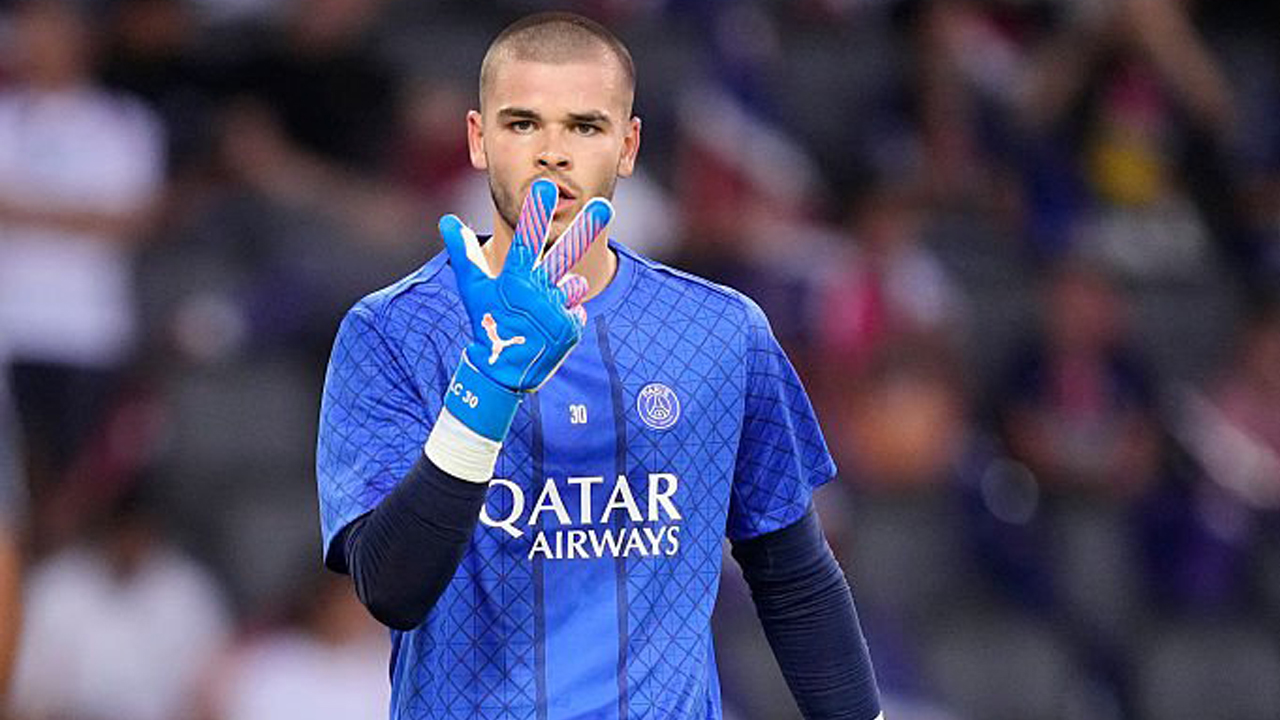 Kena Kritik, Lucas Chevalier Dapat Dukungan Penuh dari Luis Enrique