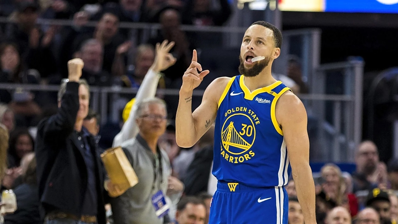 Steph Curry Siap untuk Menjalani Musim ke-27 Bersama Warriors