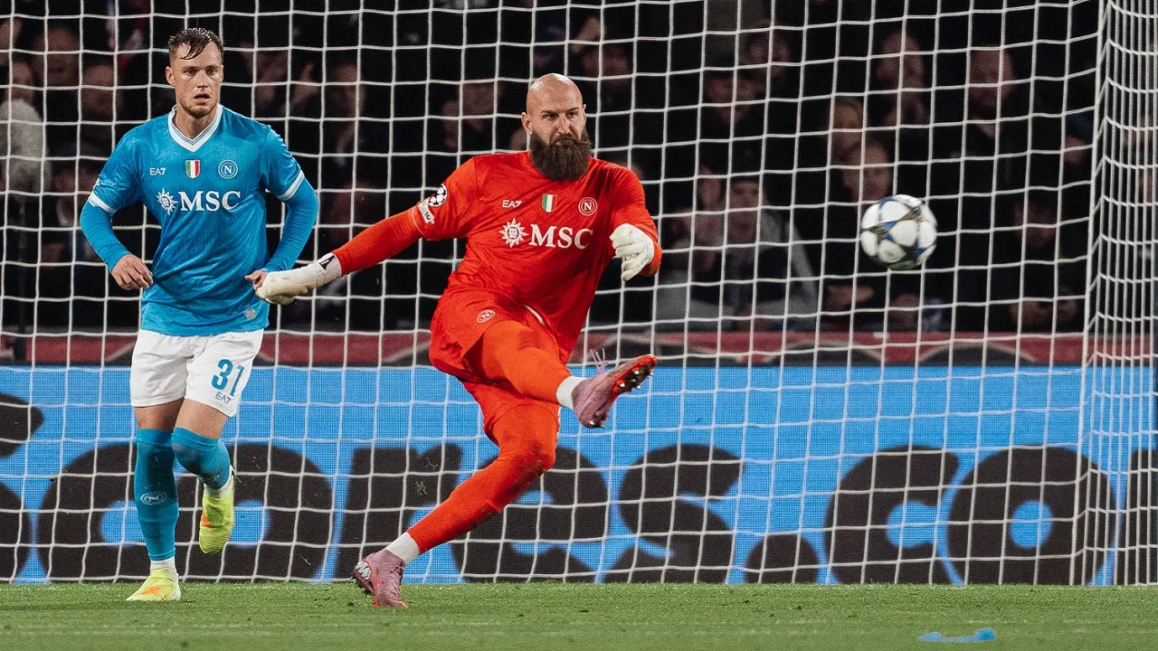 Vanja Milinkovic-Savic (Image: Napoli)