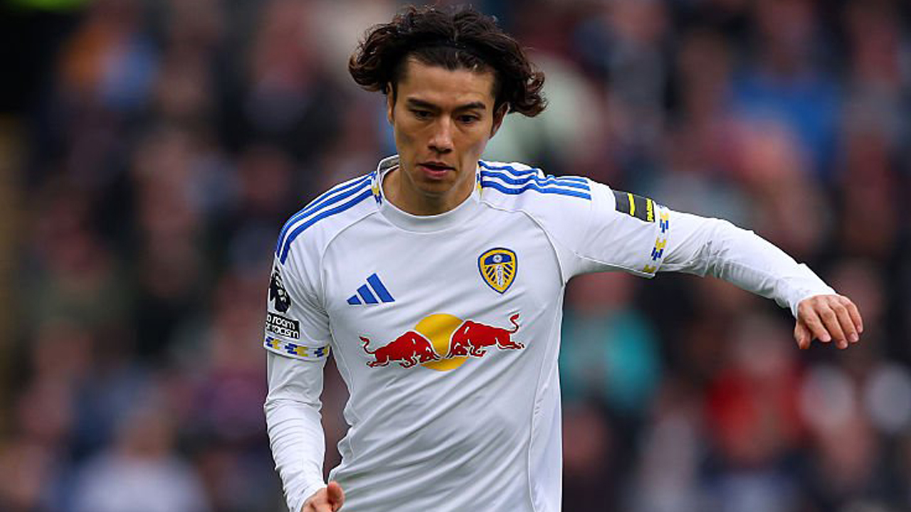 Ao Tanaka Komentari Performa Leeds United di Awal Musim ini