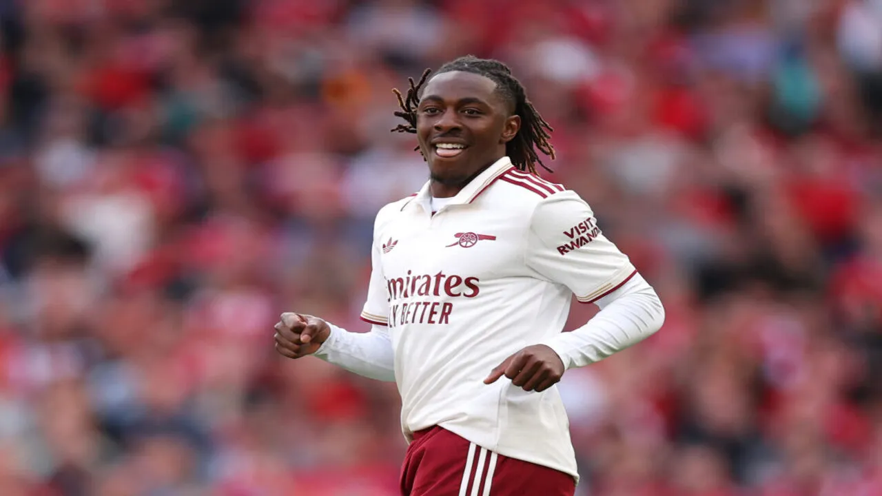 Eberechi Eze mengaku sudah setuju untuk bergabung dengan Tottenham Hotspur musim panas kemarin sebelum akhirnya Arsenal datang mengajukan tawaran / via Getty Images