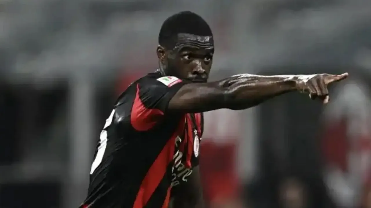 Fikayo Tomori Buka Suara Soal Sinyal Kontrak Baru dan Timnas Inggris