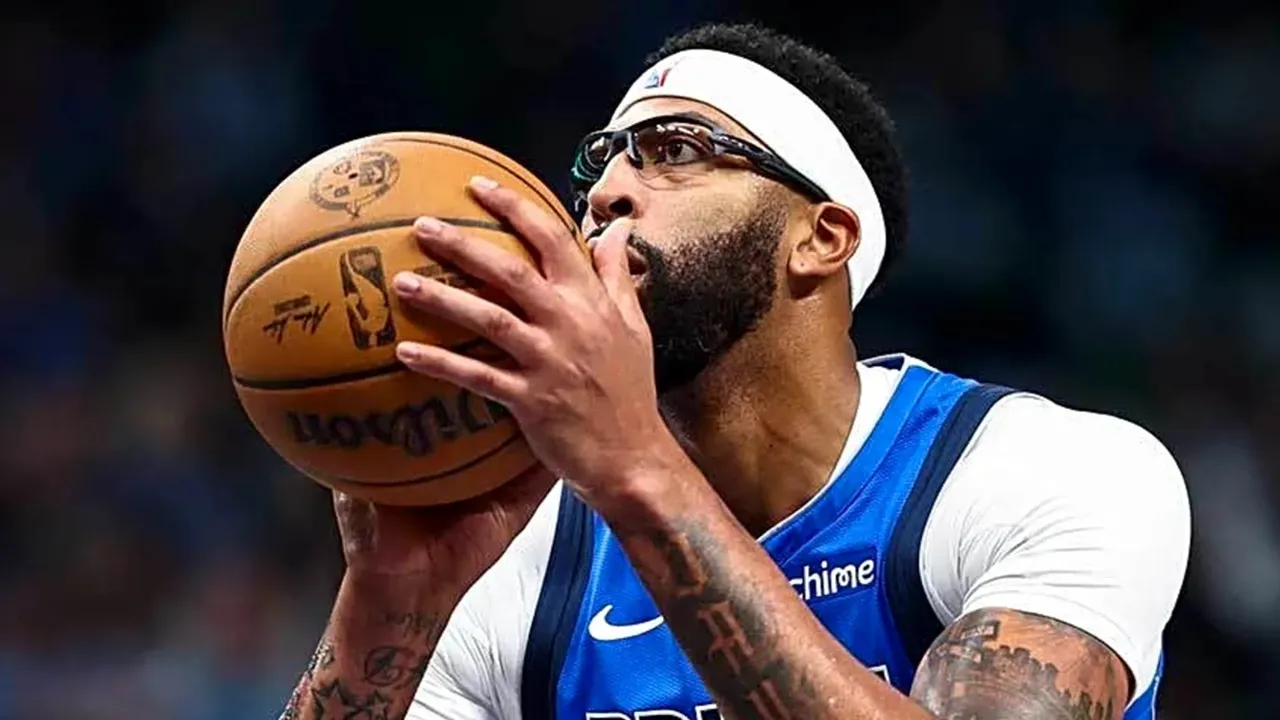 Jason Kidd Jelaskan Mengenai Kondisi Anthony Davis