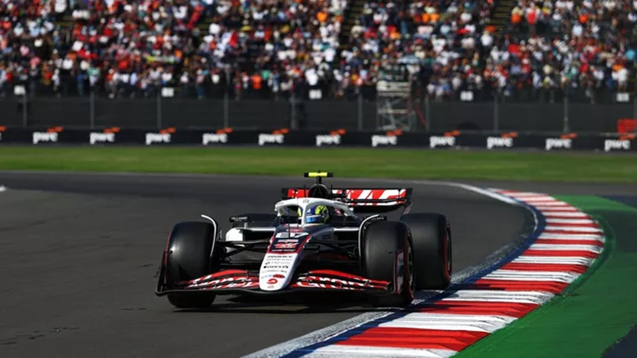 Oliver Bearman Gembira Bisa Berduel dengan Verstappen di GP Meksiko