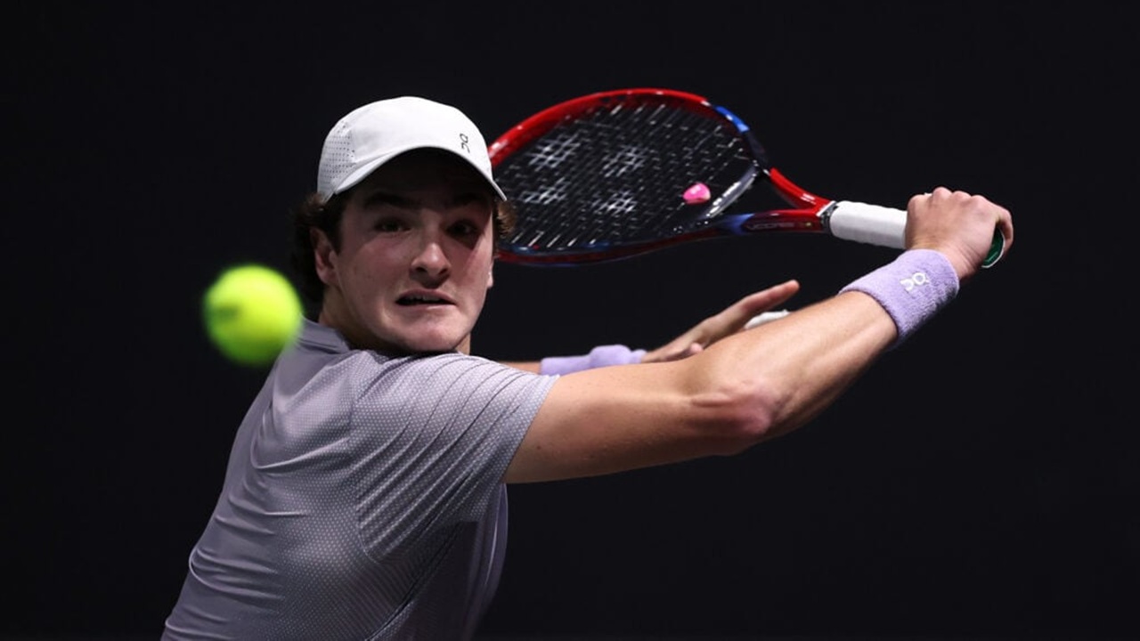 Belum Terhentikan, Joao Fonseca Awali Paris Masters Dengan Kemenangan