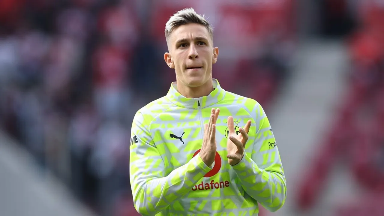 Nico Schlotterbeck (Sumber: Alex Grimm/Getty Images)