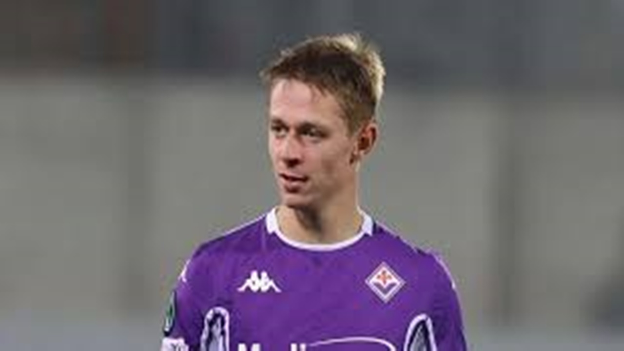 Lazio Pantau Gelandang Terpinggirkan Fiorentina Jelang Bursa Musim Dingin