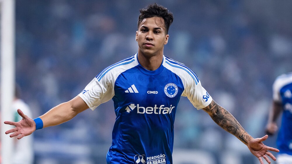 West Ham Siapkan Tawaran Baru untuk Rekrut Kaio Jorge - sumber: (footballtalk)