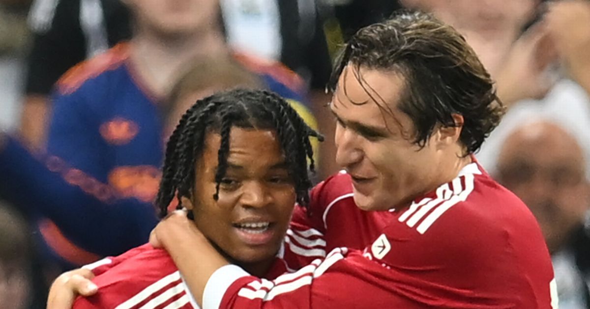 Liverpool Disarankan Belanja Pemain dan Maksimalkan Talenta