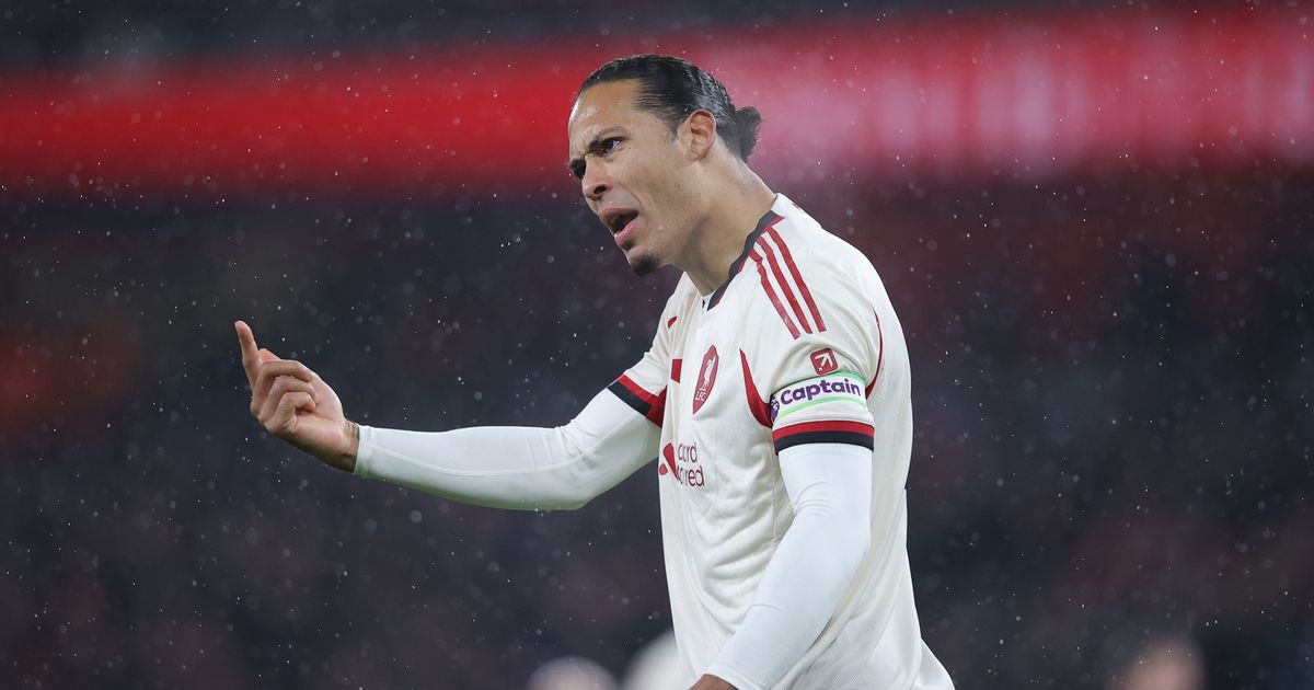 Van Dijk Kritik Martinelli Terkait Cederanya Bradley