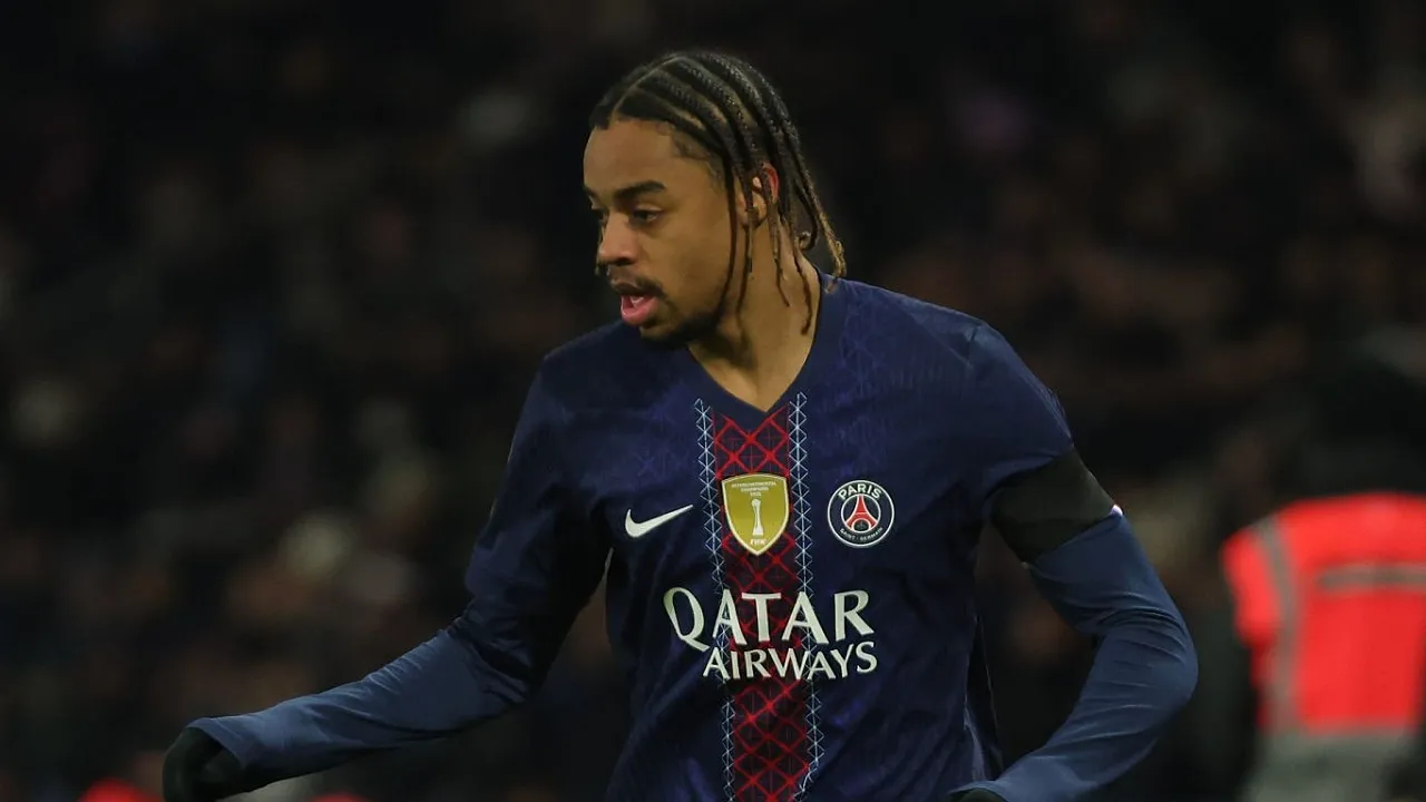 Arsenal memburu winger PSG, Bradley Barcola. (Foto: Tnani Badreddine/DeFodi via Getty Images)